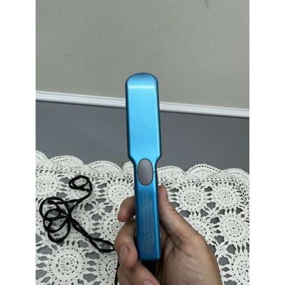 Babyliss Pro Nano Titanium Mini Straightening Iron Hair Straightener Mini Small - Picture 5 of 8